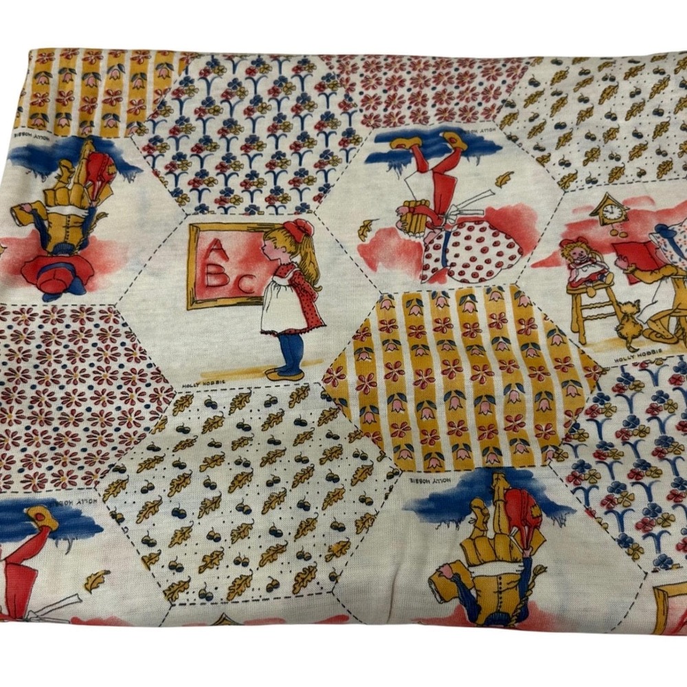 Vtg Holly Hobbie Patchwork Hexagon Jersey Knit Fabric 1 Yard + 25" x 67" wide